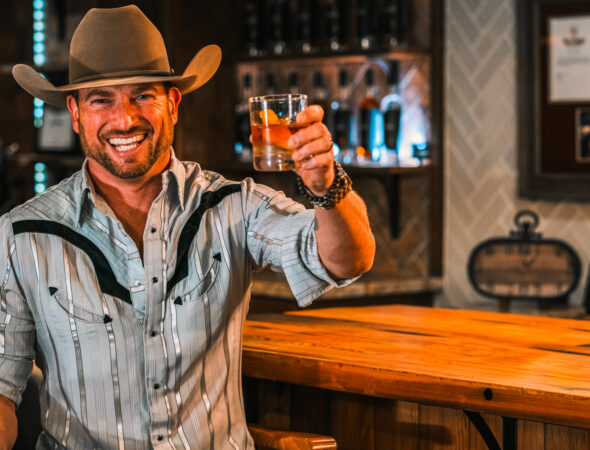 Scotty Alexander in Tasting Room-16-2